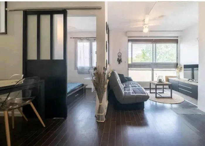 La Capitainerie شقة