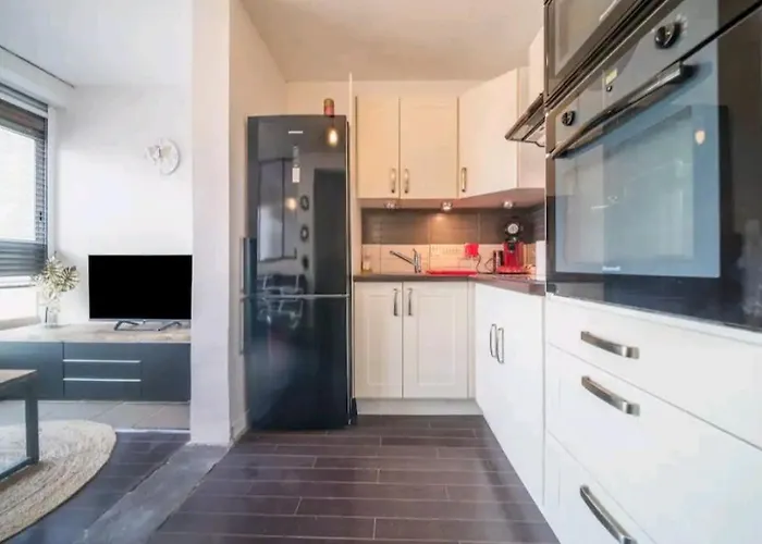 La Capitainerie * آجد